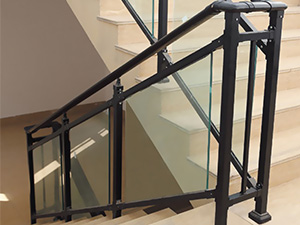 钢化玻璃楼梯扶手