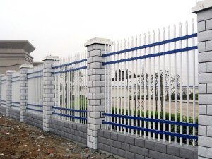 围墙栅栏、围墙护栏、围墙栏杆三者的区别与关系
