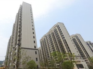 苏州锦悦湾雅园小区百叶窗、楼梯扶手定制