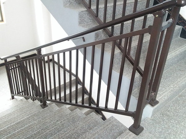 楼梯护栏材质
