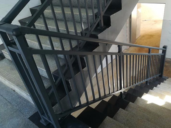 楼梯护栏的应用范围