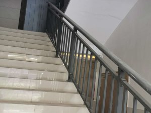 楼梯护栏的材质有哪些？