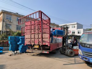 金用护栏2021年10月30日锌钢阳台栏杆发货!