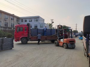 金用护栏2021年11月2日锌钢阳台护栏发货!