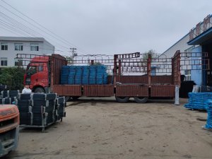 金用护栏2021年11月12日锌钢连廊栏杆发货!