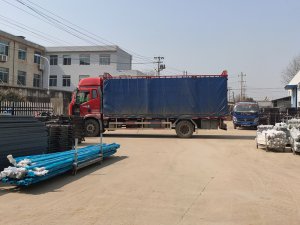 金用护栏2022年3月3日锌钢百叶窗装车发货!