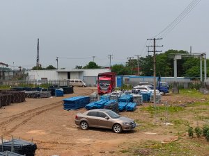 金用护栏2022年6月2日锌钢百叶窗装车发货！