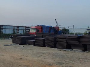 金用护栏2022年9月30日锌钢阳台护栏装车发货！