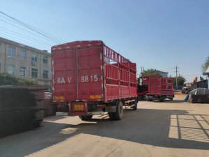 金用护栏2022年10月13日锌钢围墙护栏装车发货！