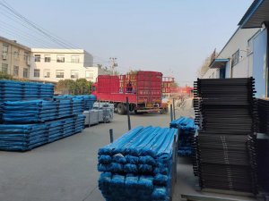 金用护栏2022年11月17日锌钢组装护栏装车发货！