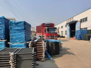 金用护栏2022年12月28日锌钢百叶窗装车发货！