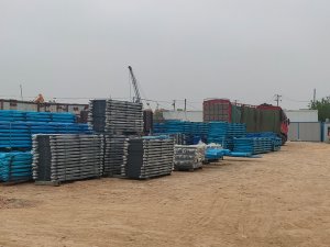 金用护栏2023年4月19日锌钢护窗栏杆装车发货！