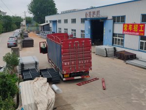 2023年5月31日锌钢组装栏杆装车发货！