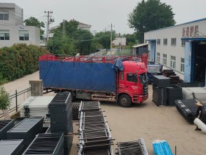 2023年6月8日锌钢落地窗栏杆装车发货！