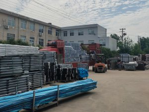 2023年7月10日锌钢玻璃护栏装车发货!