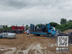 2023年8月2日锌钢飘窗栏杆装车发货！