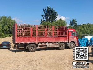 2023年8月9日锌钢百叶窗装车发货！