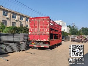 2023年8月25日锌钢围墙护栏装车发货！