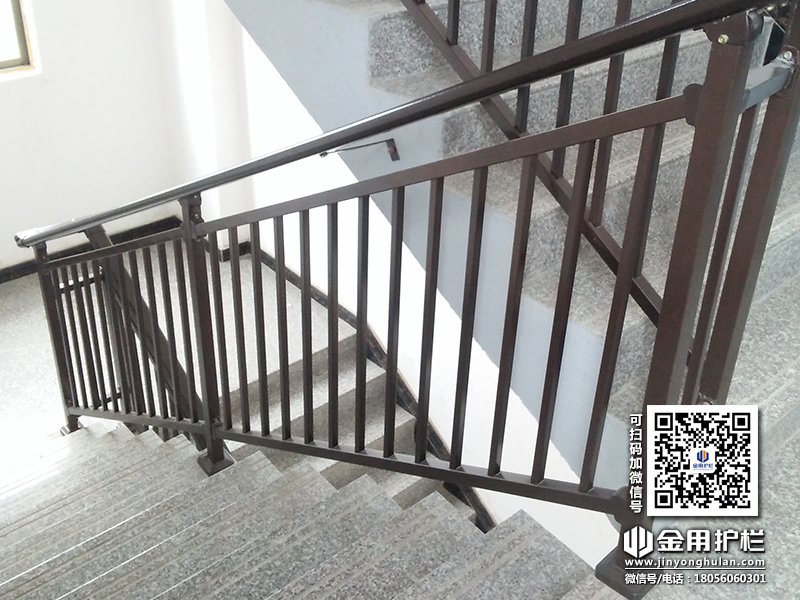 楼梯栏杆多少钱一米？
