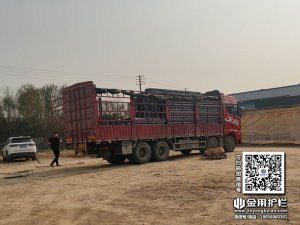 2023年12月5日锌钢连廊护栏装车发货！