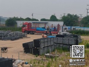 2024年5月21日锌钢组装栏杆装车发货!