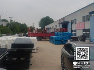 2024年6月5日锌钢阳台栏杆装车发货！