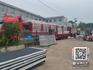 2024年7月16日锌钢护窗栏杆装车发货！