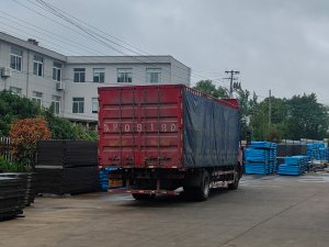 2024年9月12日锌钢百叶窗装车发货!