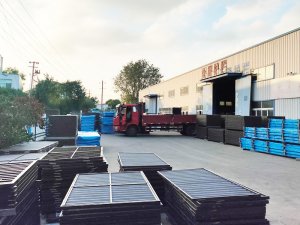 2024年9月13日锌钢护窗栏杆装车发货!