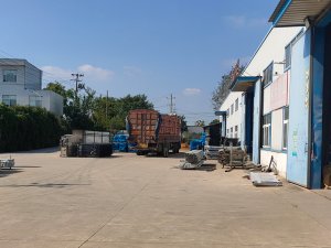 2024年10月26日锌钢百叶窗装车发货!