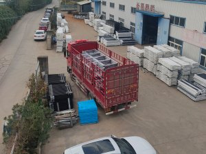 2024年11月1日锌钢玻璃栏杆装车发货!