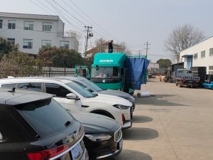 2025年3月3日锌钢百叶窗装车发货！