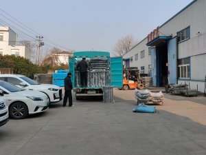 2025年3月7日锌钢飘窗护栏装车发货！