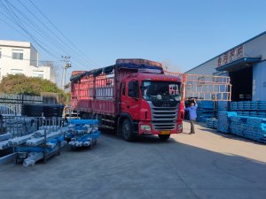2025年3月15日锌钢空调百叶装车发货！