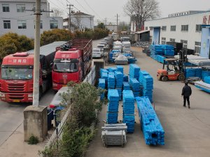 2025年4月1日锌钢飘窗护栏装车发货！