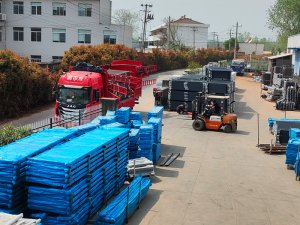 2025年4月9日锌钢围墙护栏装车发货！