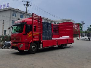 2025年5月21日锌钢百叶窗装车发货！