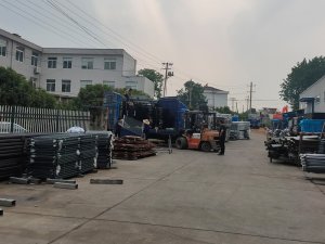 2025年6月3日锌钢围墙护栏装车发货！
