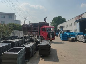2025年6月6日锌钢围墙护栏装车发货！