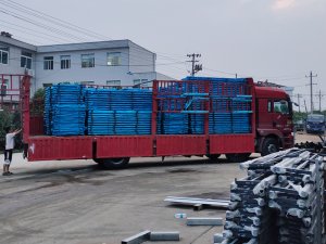 2025年6月12日锌钢连廊栏杆装车发货！