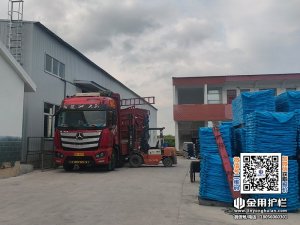 2025年8月7日锌钢护窗栏杆装车发货！