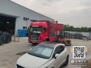 2025年8月8日铝合金百叶窗装车发货！