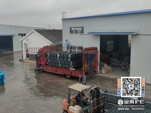 2025年8月11日锌钢围墙护栏装车发货！