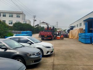 2025年10月19日锌钢围墙护栏装车发货!